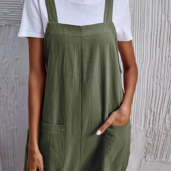 SOLD OUT Boho Green Wide Leg Double Pocket Jumpsuit - Picture 3 of 4